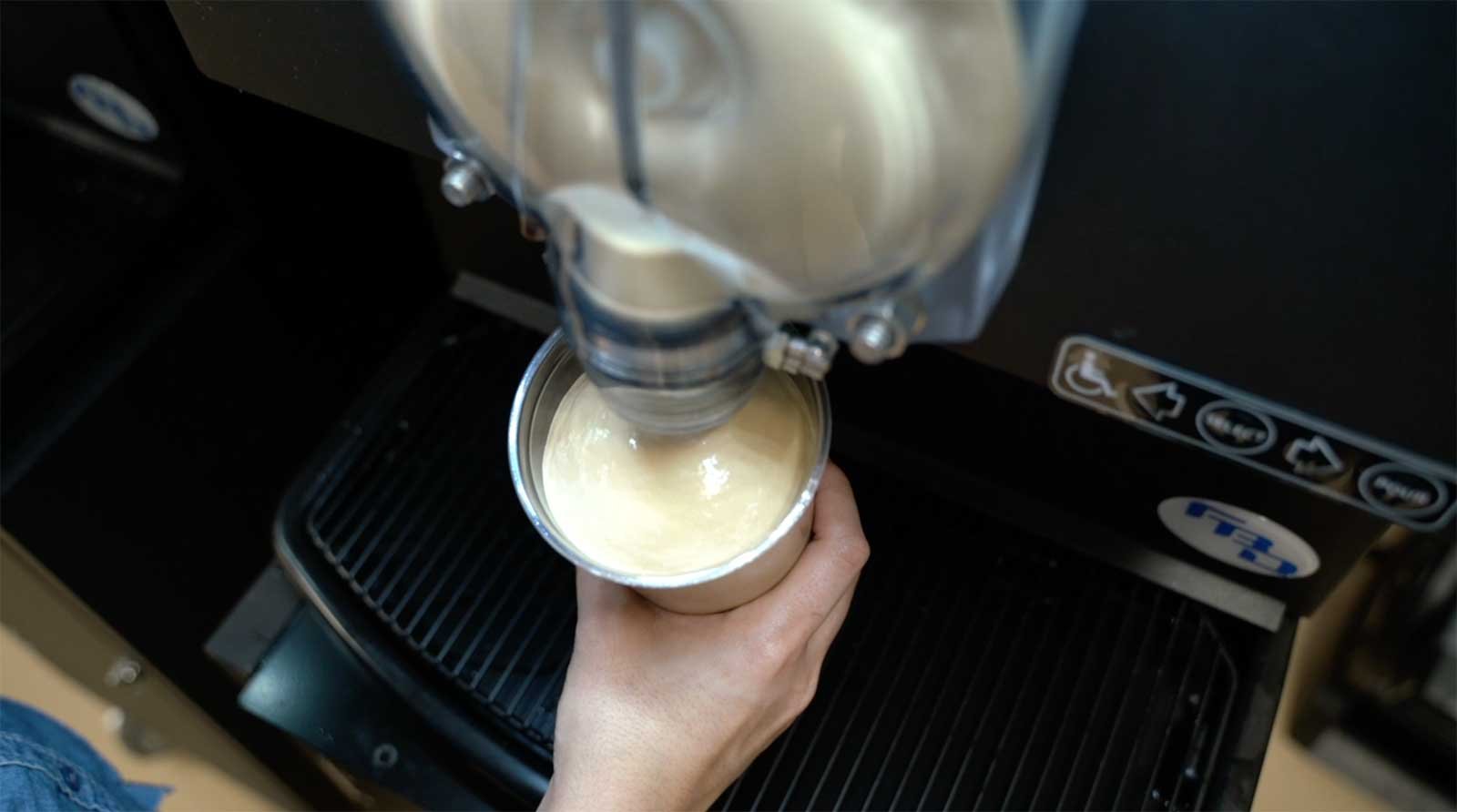 nitro-infused-frozen-beverage-being-dispensed@2x