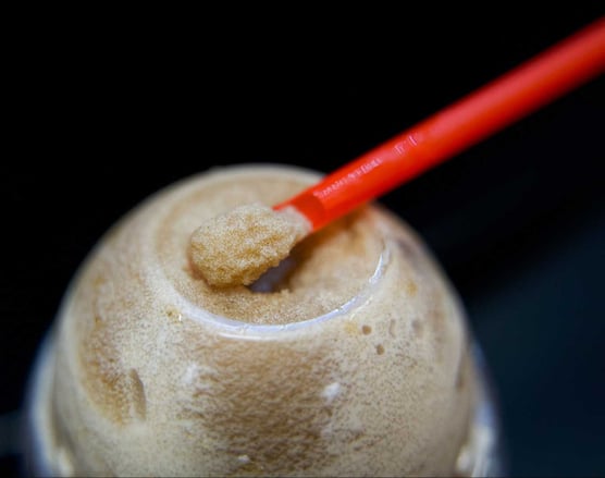 nitro-infused-frozen-beverage-close-up-areal-perspective@2x